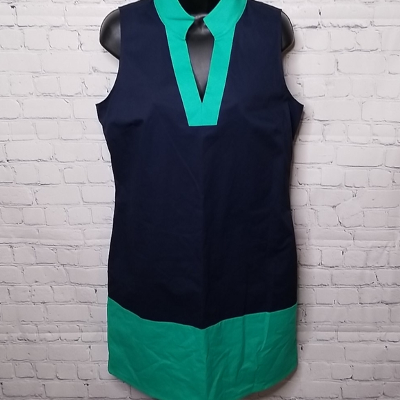 SAIL TO SABLE WOMEN'S THE CLASSIC SLEEVELESS DRESS - Picture 3 of 9